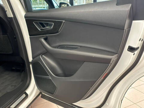 2022 Audi Q7 quattro Premium Plus 55 TFSI