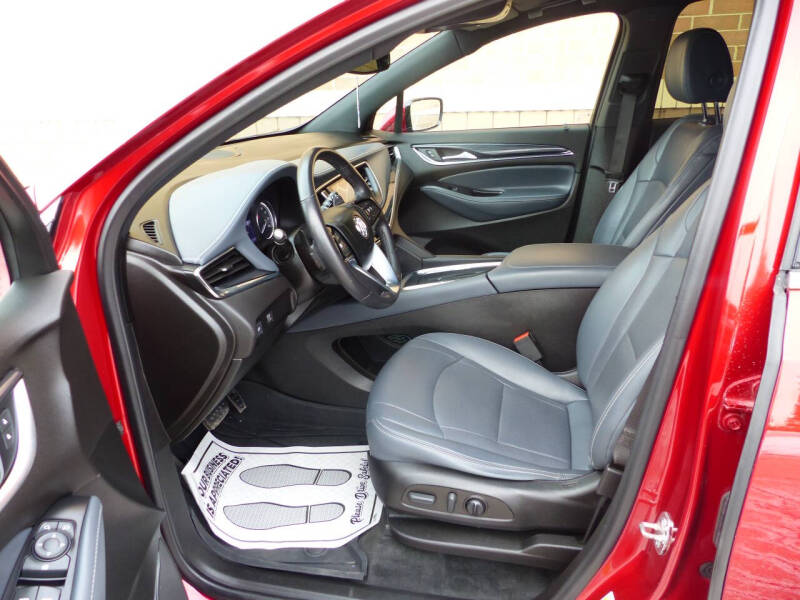 2022 Buick Enclave Essence