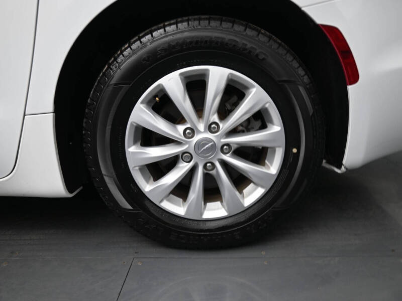 2018 Chrysler Pacifica Touring Plus