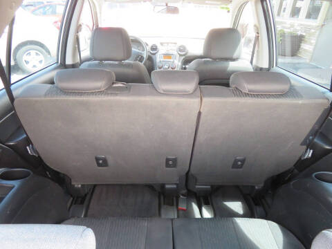 2009 Kia Rondo LX