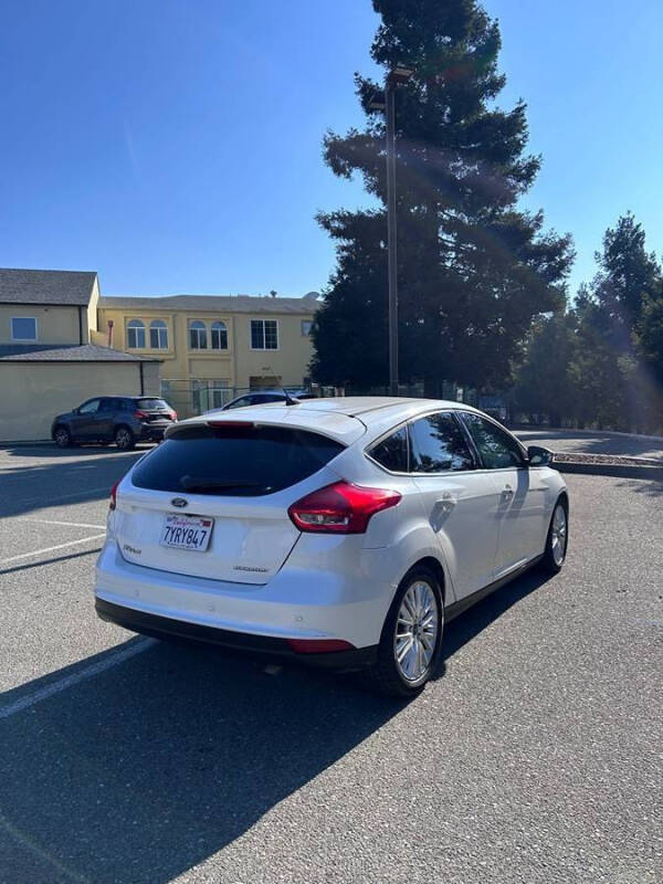 2017 Ford Focus Titanium