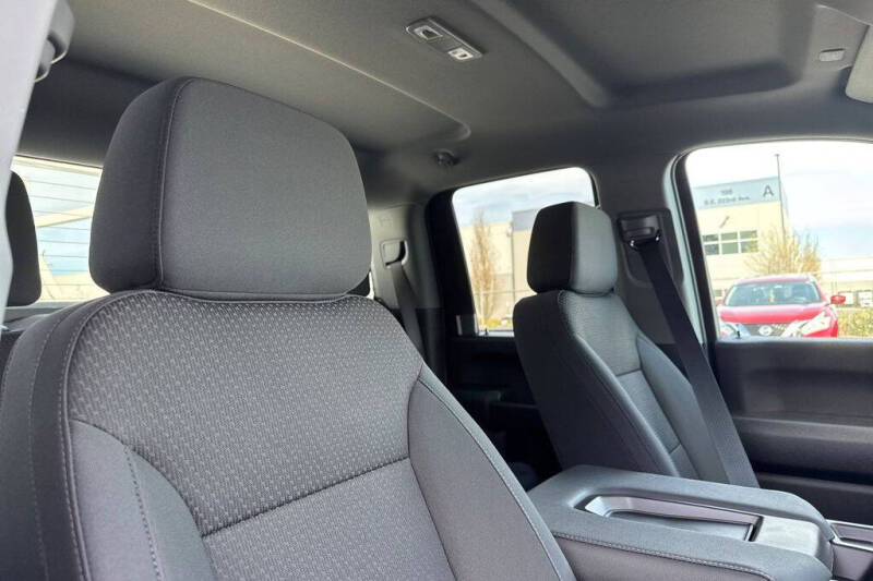2026 GMC Sierra 2500HD Pro
