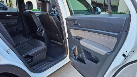 2023 Volkswagen Atlas Cross Sport SE