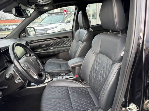 2022 Mitsubishi Outlander PHEV GT