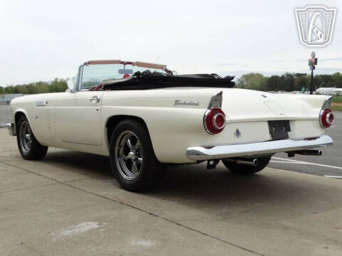 1956 Ford Thunderbird