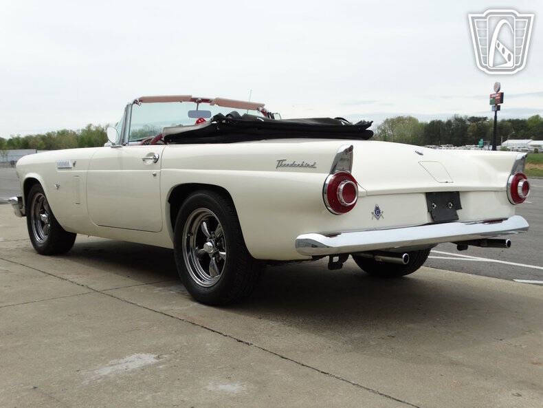 1956 Ford Thunderbird
