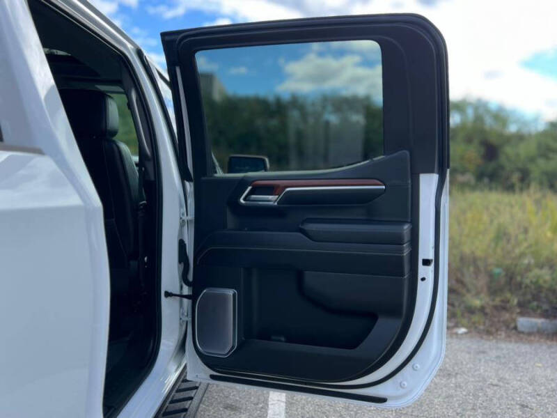 2023 GMC Sierra 1500