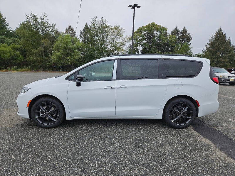 2026 Chrysler Pacifica Limited