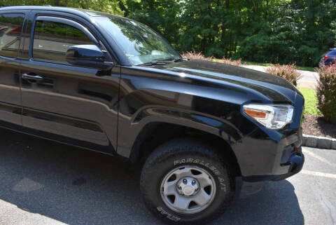 2017 Toyota Tacoma SR