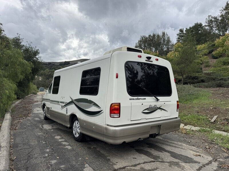 2002 Winnebago Rialta 22QD