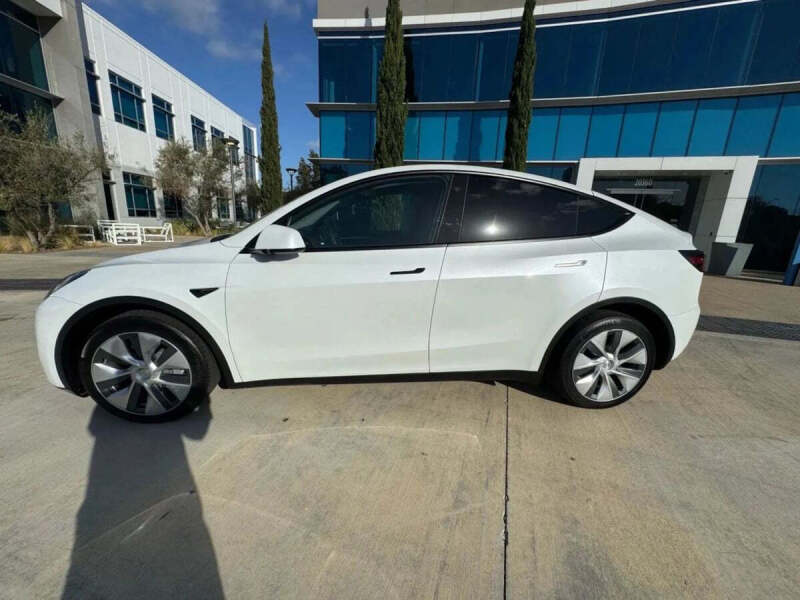 2023 Tesla Model Y Long Range