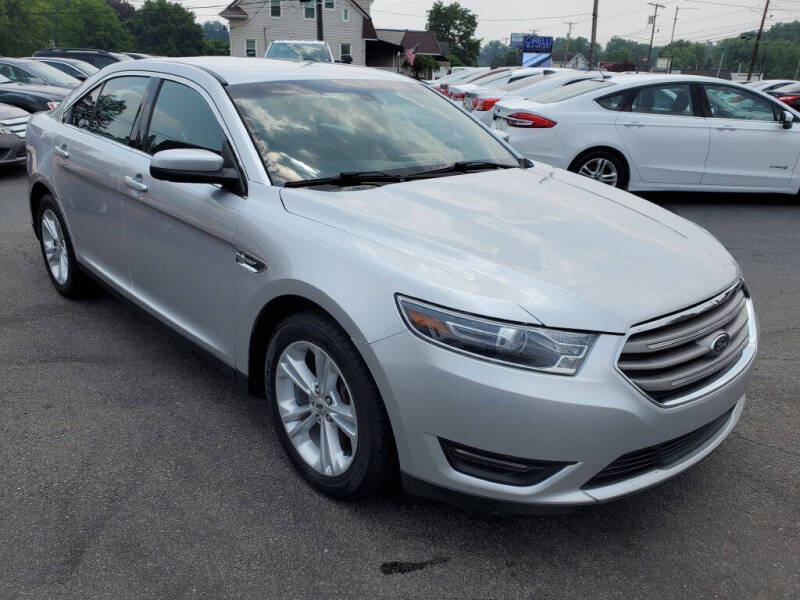 2019 Ford Taurus SEL