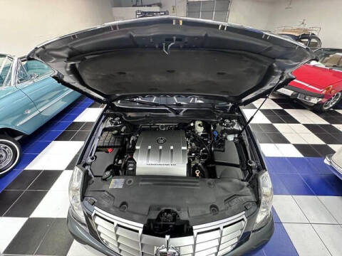 2011 Cadillac DTS Luxury Collection