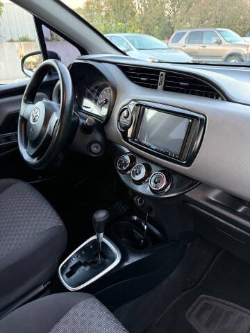 2015 Toyota Yaris 5-Door L