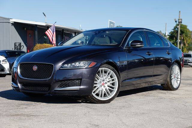 2017 Jaguar XF 35t Prestige