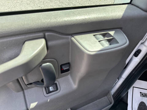 2017 Chevrolet Express 2500