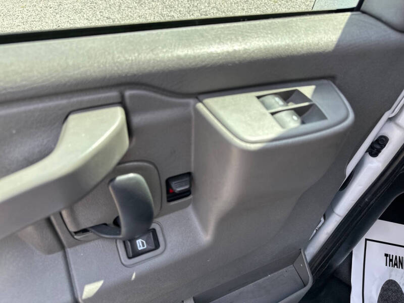 2017 Chevrolet Express 2500