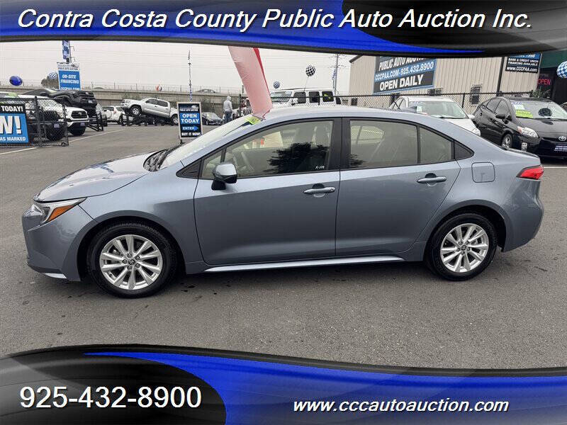 2024 Toyota Corolla Hybrid LE