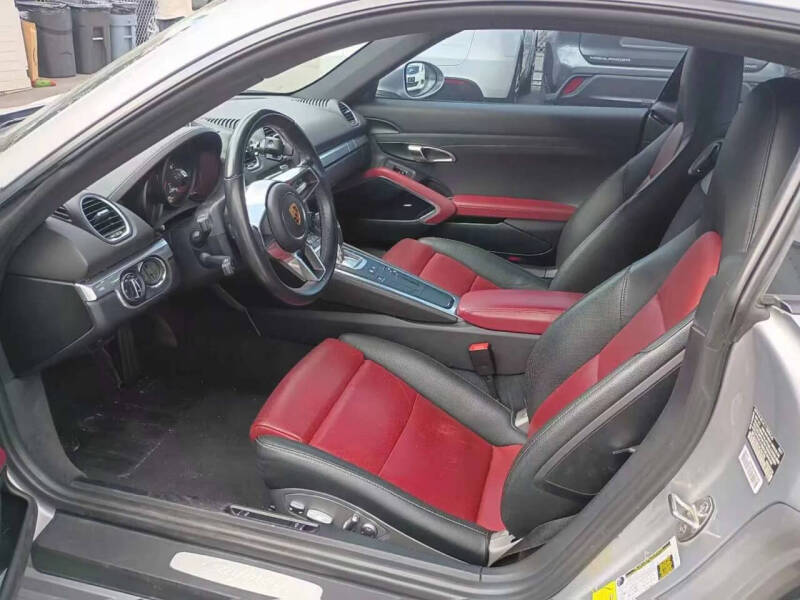 2018 Porsche 718 Cayman