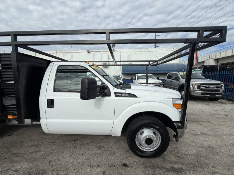 2015 Ford F-350 Super Duty XL