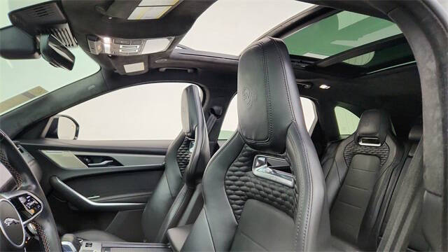 2022 Jaguar F-PACE SVR