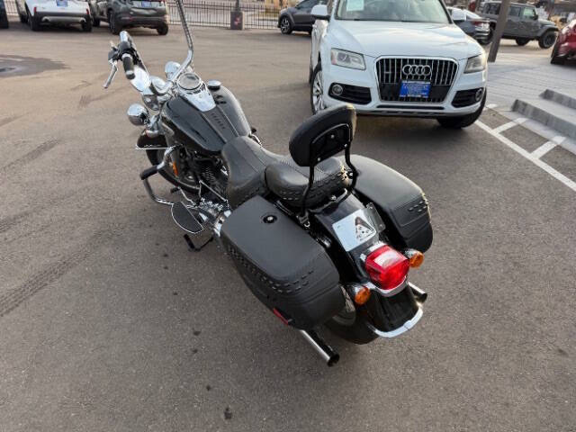 2024 Harley-Davidson Heritage Softail Classic