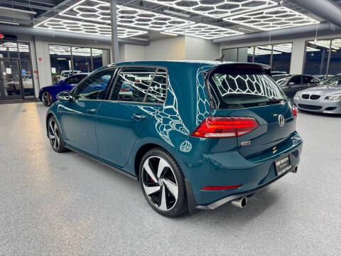 2019 Volkswagen Golf GTI S
