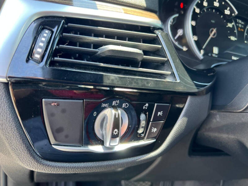 2018 BMW 5 Series 530i