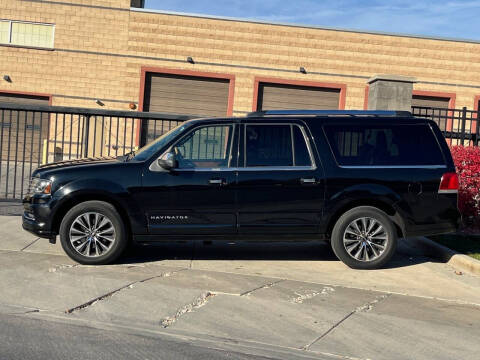 2017 Lincoln Navigator L Select