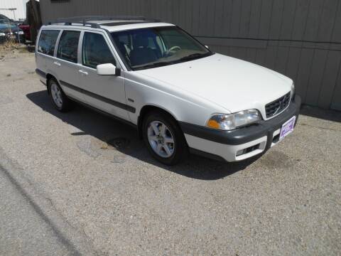 1998 Volvo V70 for sale at AUTOTRUST in Boise ID
