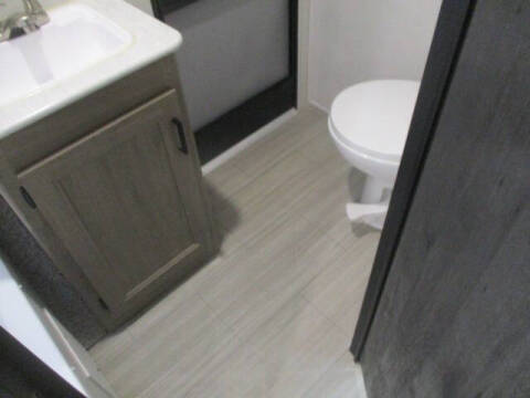 2021 Keystone RV Hideout 318BR