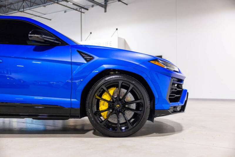 2022 Lamborghini Urus