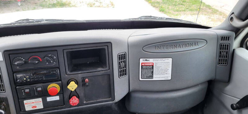 2005 International DuraStar 4300