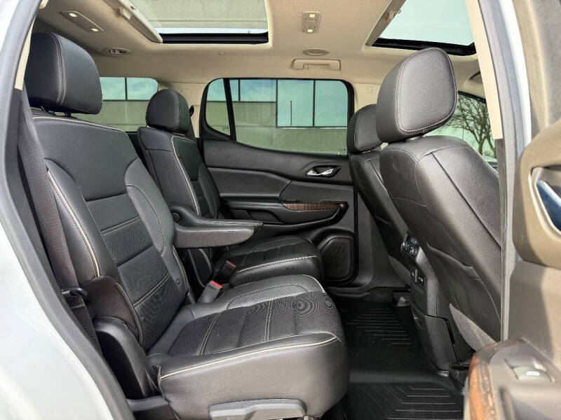 2020 GMC Acadia Denali