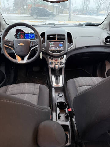 2015 Chevrolet Sonic LT Auto