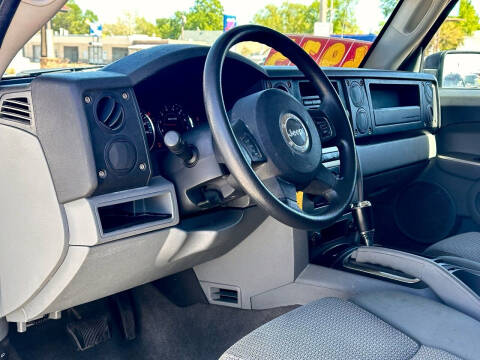 2007 Jeep Commander Sport