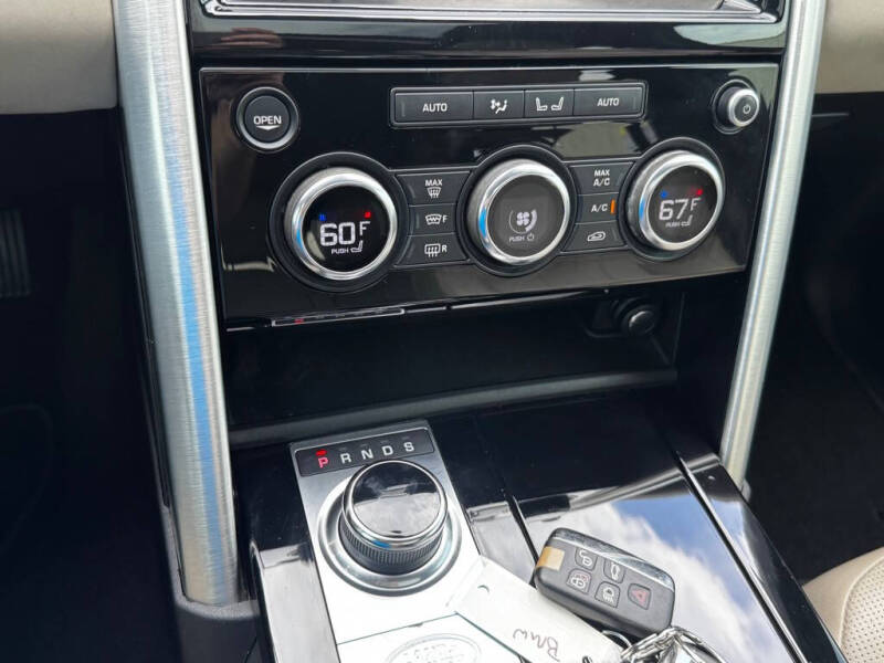 2017 Land Rover Discovery HSE