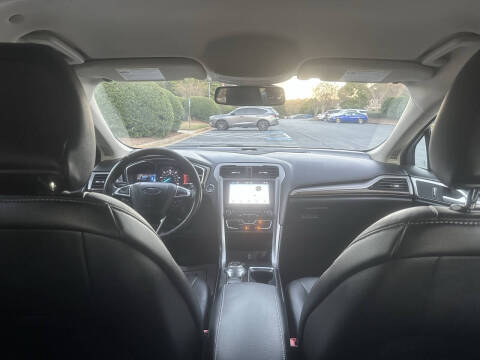 2017 Ford Fusion Hybrid SE