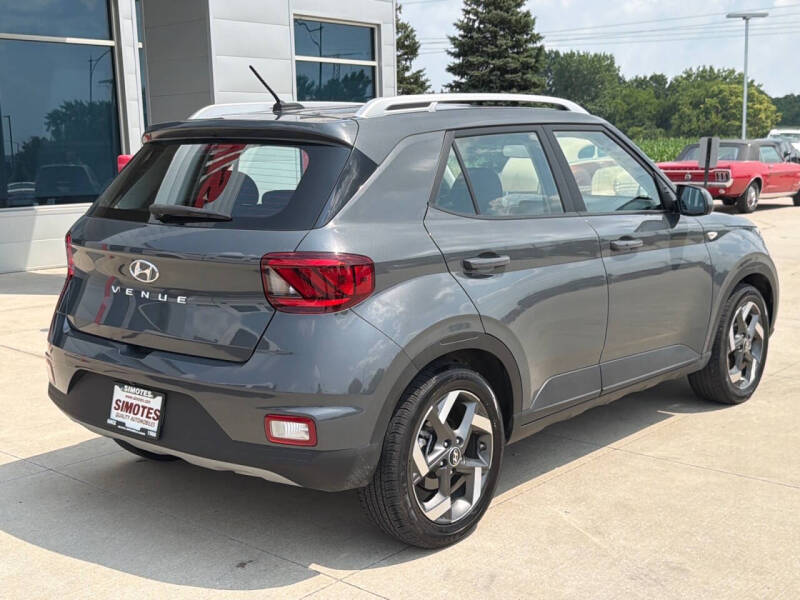 2025 Hyundai Venue SEL