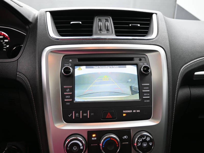 2016 GMC Acadia SLE-2