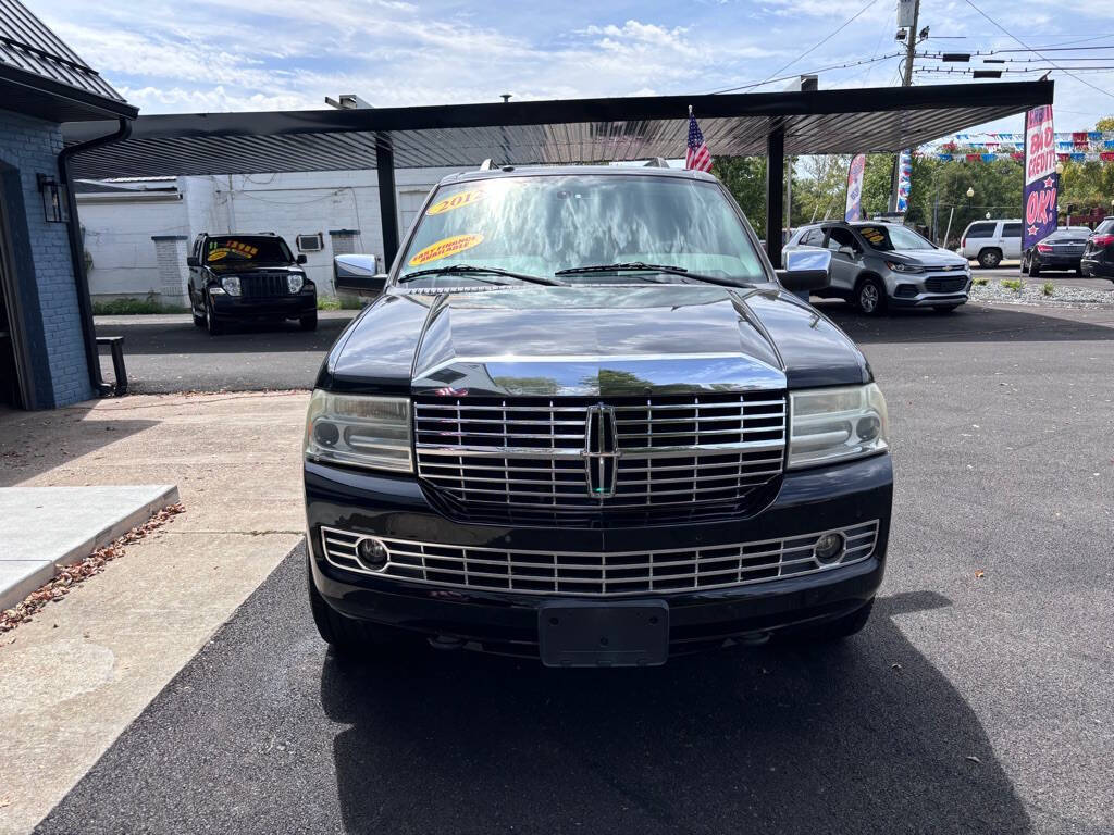 2012 Lincoln Navigator L for sale at Michael Johnson @ Allens Auto Sales Hopkinsville in Hopkinsville, KY