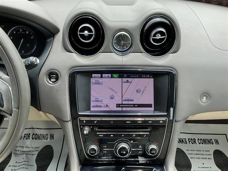 2014 Jaguar XJ