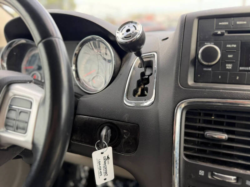2015 Dodge Grand Caravan SE
