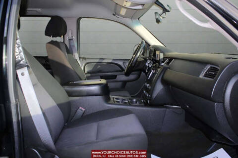 2011 Chevrolet Avalanche LS