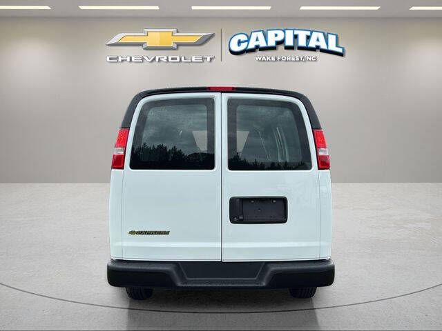 2026 Chevrolet Express 2500