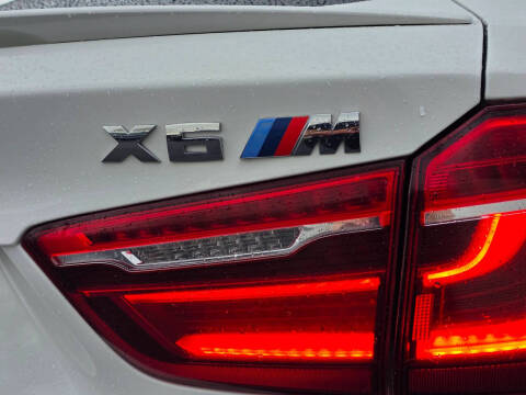 2017 BMW X6 M