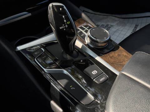 2019 BMW 5 Series 540i