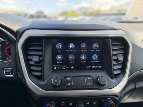2022 GMC Acadia Denali