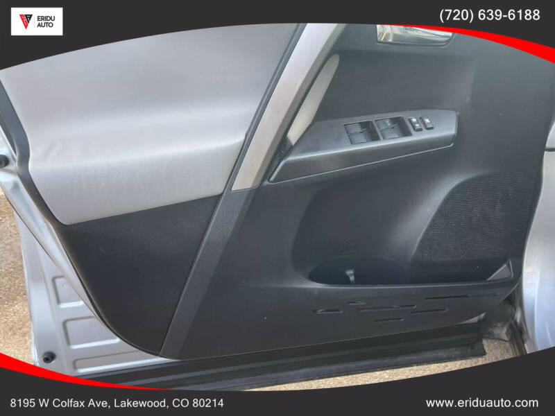 2017 Toyota RAV4 Hybrid XLE