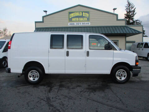 2022 GMC Savana 2500